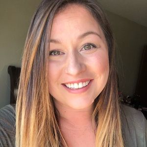 Meet your Posher, Janet